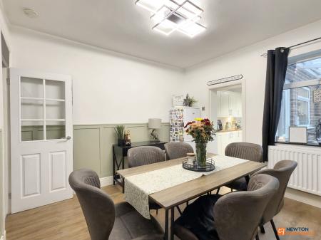 2 bedroom Terraced House for sale in Grange Road, Hugglescote, LE67