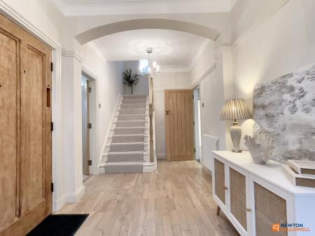 4 bedroom Detached house for sale in Greenhill Road, Coalville, LE67