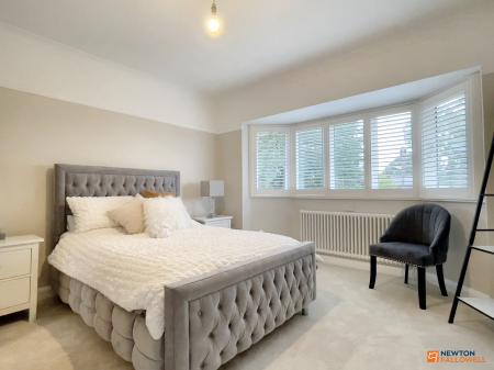 4 bedroom Detached house for sale in Greenhill Road, Coalville, LE67