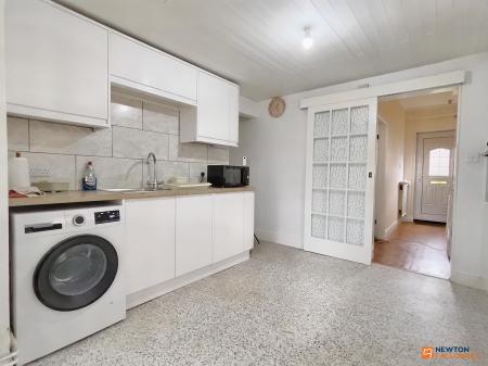 3 bedroom Semi-detached house for sale in Hermitage Road, Whitwick, LE67