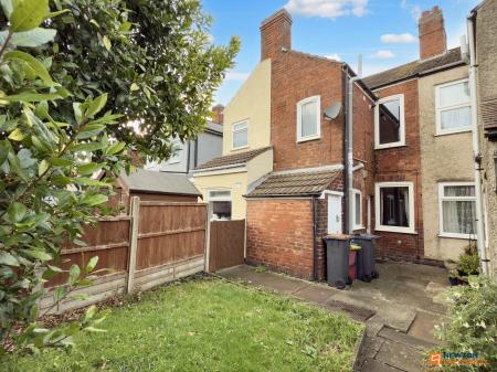 2 bedroom Terraced House for sale in Highfield Street, Coalville, LE67