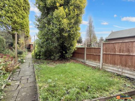 2 bedroom Terraced House for sale in Highfield Street, Coalville, LE67