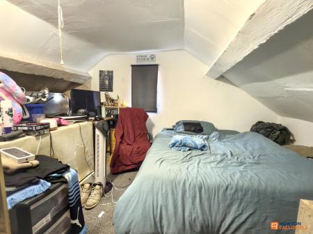 3 bedroom Terraced House for sale in James Street, Coalville, LE67