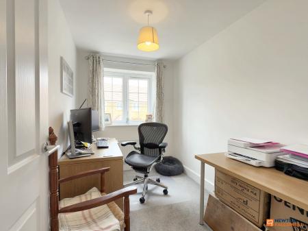 3 bedroom Detached house for sale in Kirkby Place, Mountsorrel, LE12