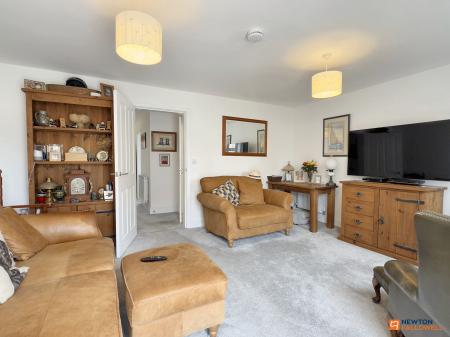 3 bedroom Detached house for sale in Kirkby Place, Mountsorrel, LE12