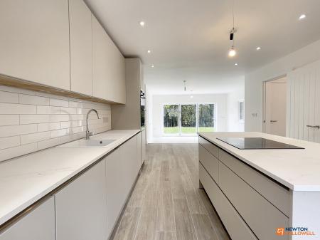 5 bedroom Detached house for sale in Langsmead Place, Coalville, LE67