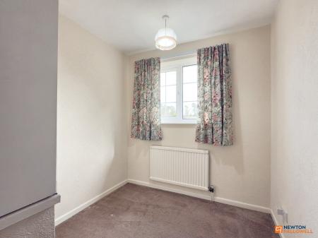 3 bedroom Semi-detached house for sale in Oxford Street, Coalville, LE67
