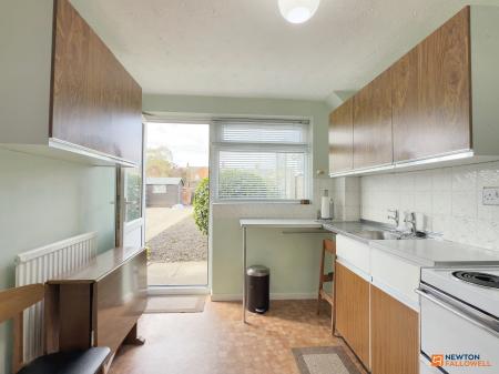 3 bedroom Semi-detached house for sale in Oxford Street, Coalville, LE67