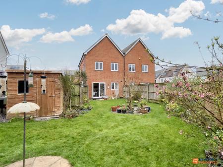 3 bedroom Semi-detached house for sale in Spruce Drive, Ravenstone, LE67