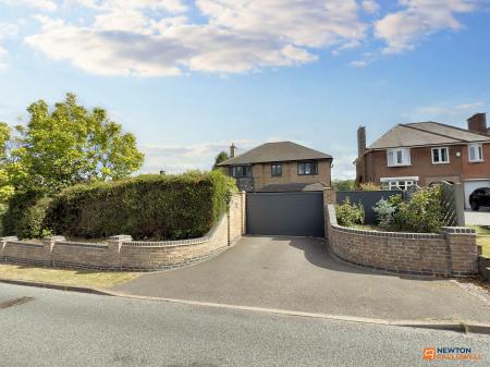 5 bedroom Detached house for sale in Station Hill, Swannington, LE67