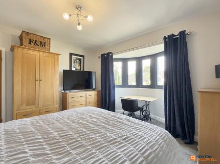 5 bedroom Detached house for sale in Station Hill, Swannington, LE67