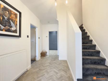 5 bedroom Detached house for sale in Station Hill, Swannington, LE67