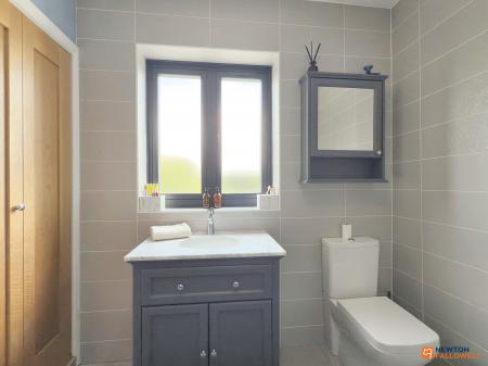 5 bedroom Detached house for sale in Station Hill, Swannington, LE67