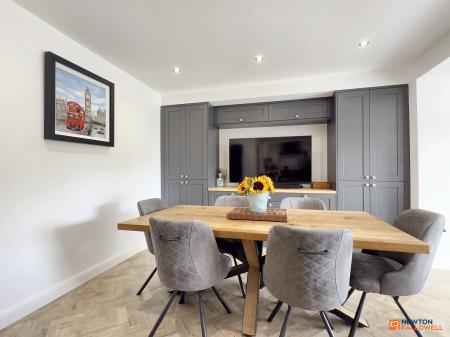 5 bedroom Detached house for sale in Station Hill, Swannington, LE67