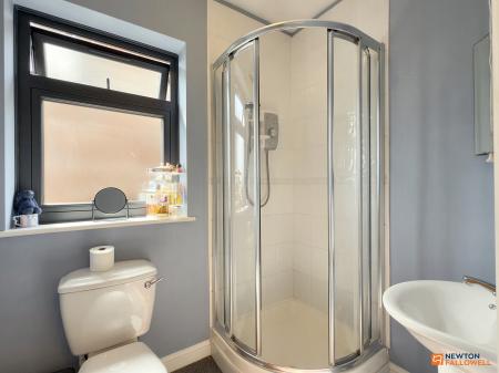 5 bedroom Detached house for sale in Station Hill, Swannington, LE67