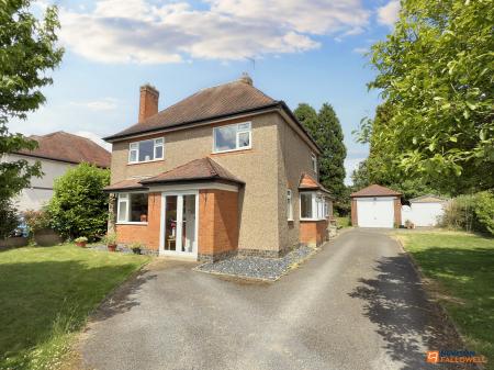 4 bedroom Detached house for sale in Station Road, Ibstock, LE67