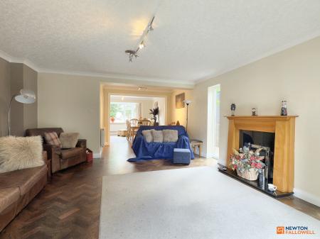 4 bedroom Detached house for sale in Station Road, Ibstock, LE67