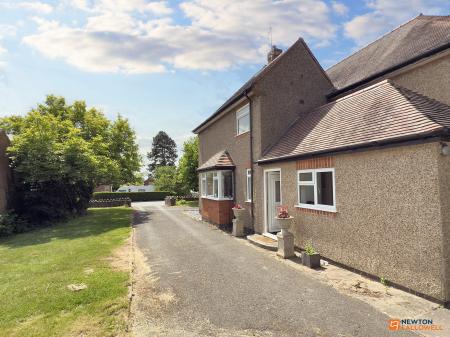 4 bedroom Detached house for sale in Station Road, Ibstock, LE67