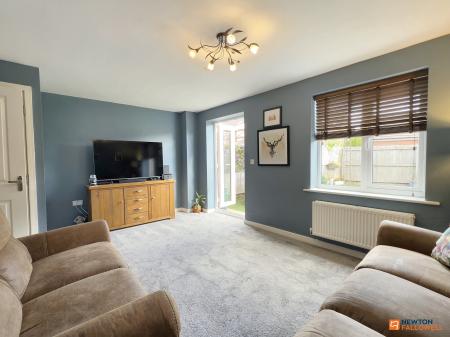 4 bedroom Semi-detached house for sale in Usbourne Way, Ibstock, LE67