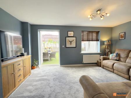 4 bedroom Semi-detached house for sale in Usbourne Way, Ibstock, LE67