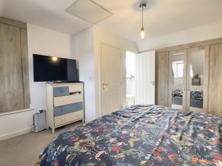 4 bedroom Semi-detached house for sale in Usbourne Way, Ibstock, LE67