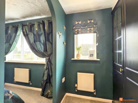 3 bedroom Detached house for sale in Battleflat Drive, Ellistown, LE67