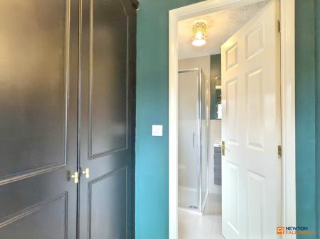 3 bedroom Detached house for sale in Battleflat Drive, Ellistown, LE67