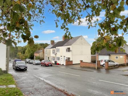 2 bedroom Terraced House for sale in Cademan Street, Whitwick, LE67