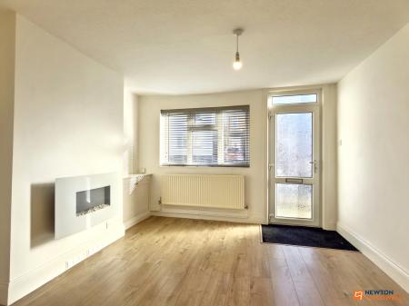 2 bedroom Terraced House for sale in Cademan Street, Whitwick, LE67