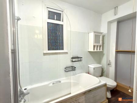 3 bedroom Terraced House for sale in Berrisford Street, Coalville, LE67