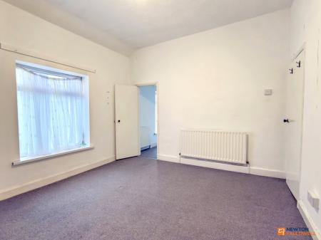 3 bedroom Terraced House for sale in Berrisford Street, Coalville, LE67
