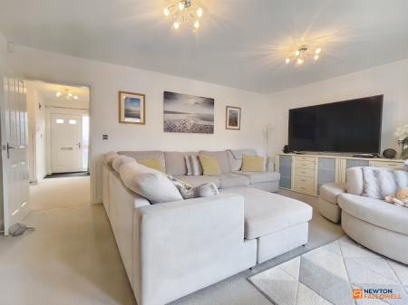 4 bedroom Detached house for sale in Nursery Close, Ravenstone, LE67