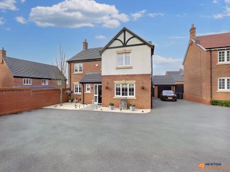 4 bedroom Detached house for sale in Nursery Close, Ravenstone, LE67