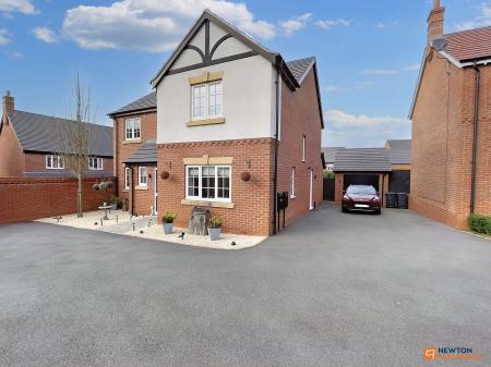 4 bedroom Detached house for sale in Nursery Close, Ravenstone, LE67