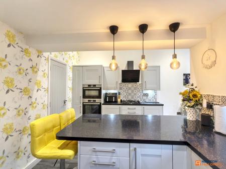 3 bedroom Detached house for sale in Hermitage Road, Whitwick, LE67