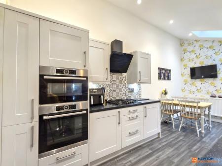 3 bedroom Detached house for sale in Hermitage Road, Whitwick, LE67