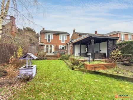 3 bedroom Detached house for sale in Hermitage Road, Whitwick, LE67