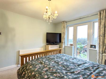 3 bedroom Detached house for sale in Hermitage Road, Whitwick, LE67