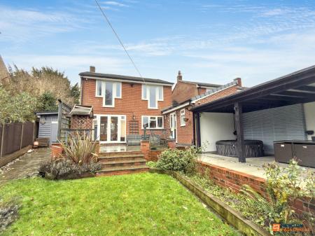 3 bedroom Detached house for sale in Hermitage Road, Whitwick, LE67
