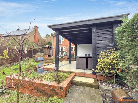 3 bedroom Detached house for sale in Hermitage Road, Whitwick, LE67