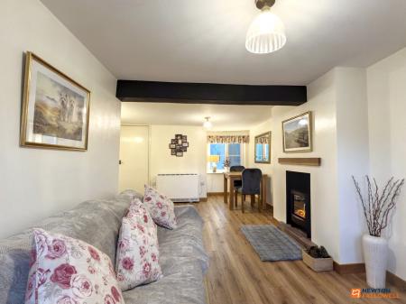 3 bedroom Terraced House for sale in Spring Lane, Swannington, LE67