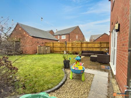 4 bedroom Detached house for sale in Mill Hill Wood Way, Ibstock, LE67