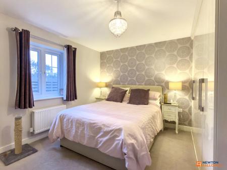 4 bedroom Detached house for sale in Baker Grove, Ibstock, LE67