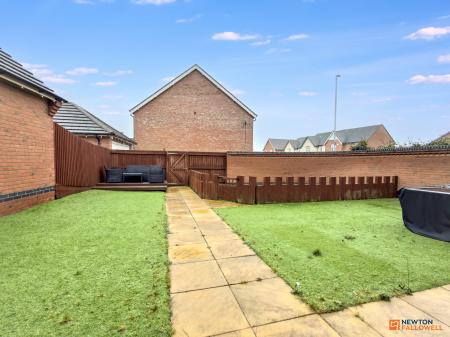 4 bedroom Detached house for sale in Baker Grove, Ibstock, LE67