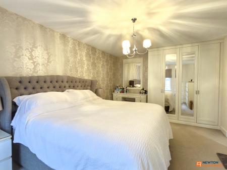 4 bedroom Detached house for sale in Baker Grove, Ibstock, LE67