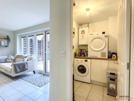 4 bedroom Detached house for sale in Baker Grove, Ibstock, LE67