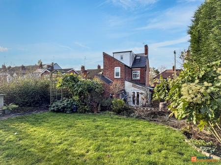 3 bedroom Detached house for sale in Silver Street, Whitwick, LE67