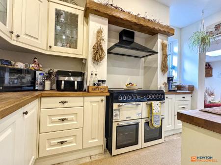 3 bedroom Detached house for sale in Silver Street, Whitwick, LE67