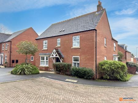 4 bedroom Detached house for sale in Cowslip Lane, Coalville, LE67