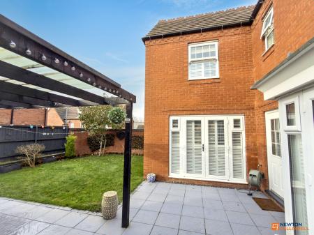 4 bedroom Detached house for sale in Cowslip Lane, Coalville, LE67